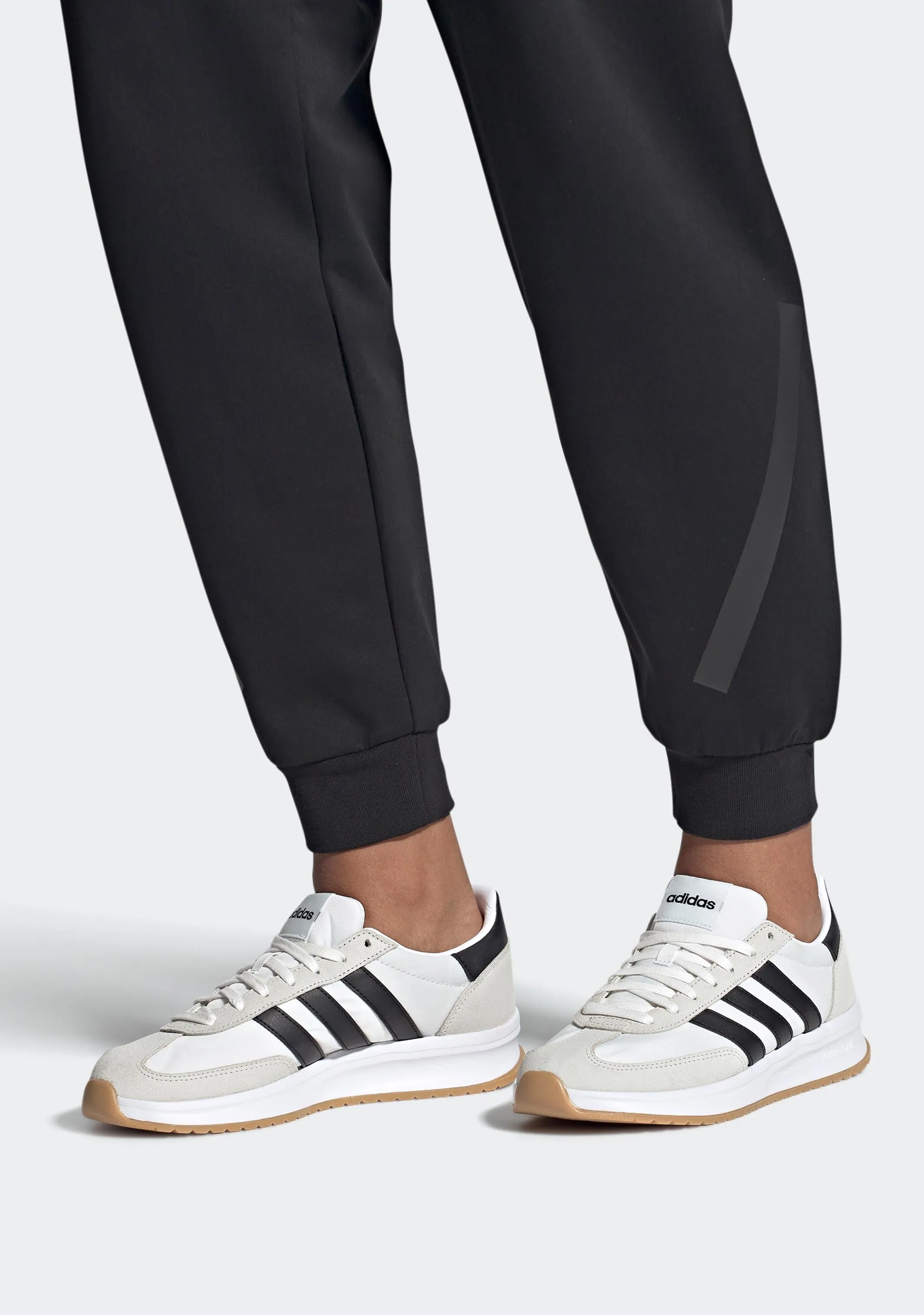Adidas Men's Run 70s 2.0