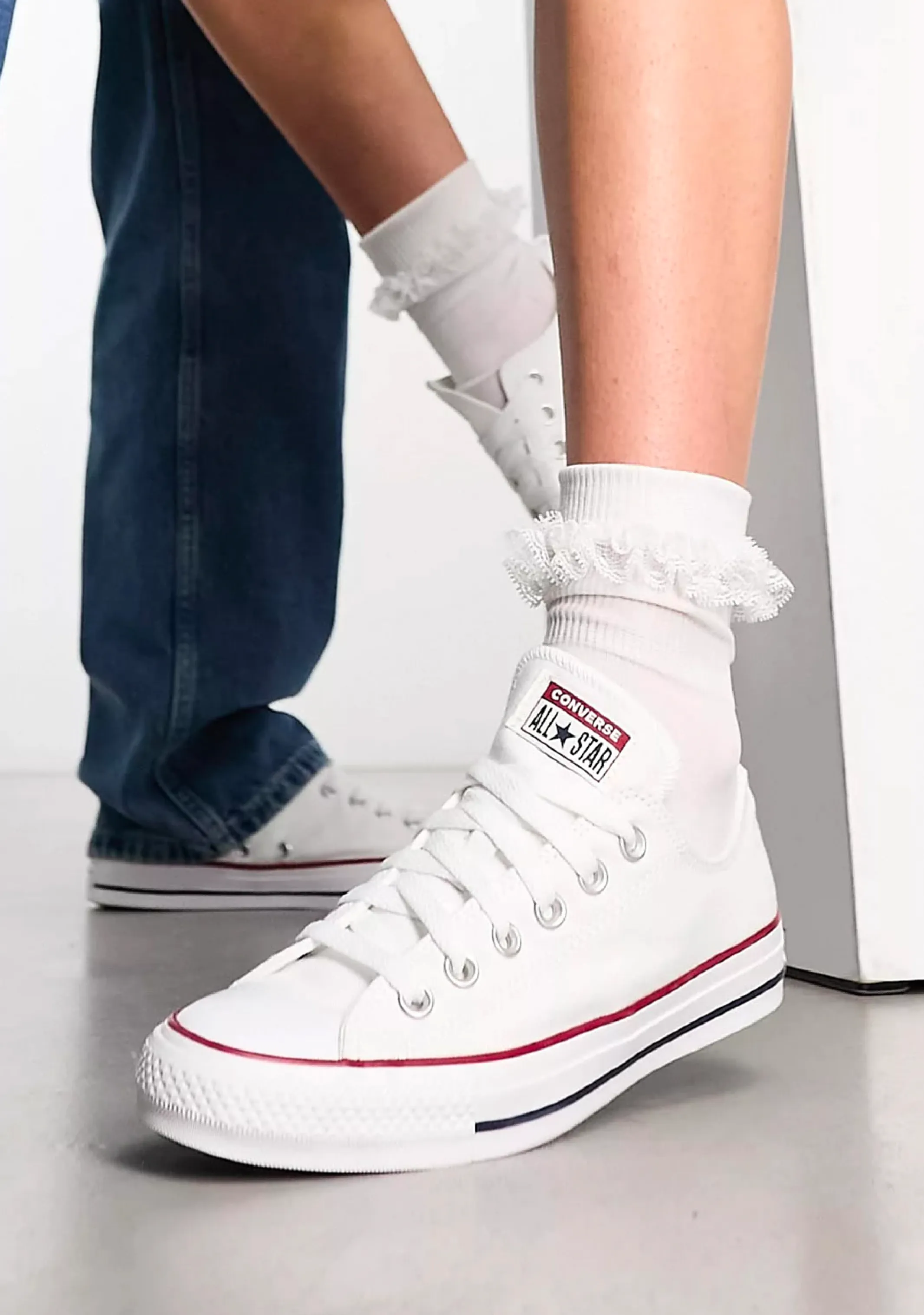 Converse Unisex Chuck Taylor Optical White Low