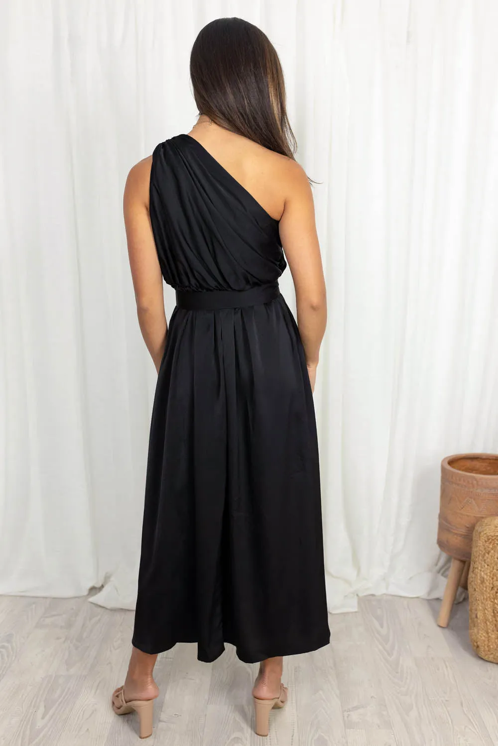 Hera Dress
