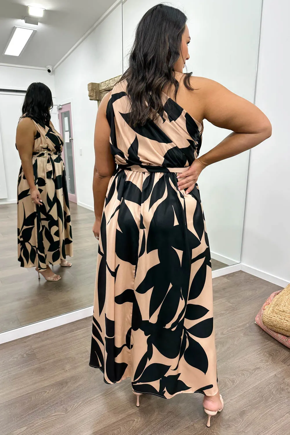 Hera Dress