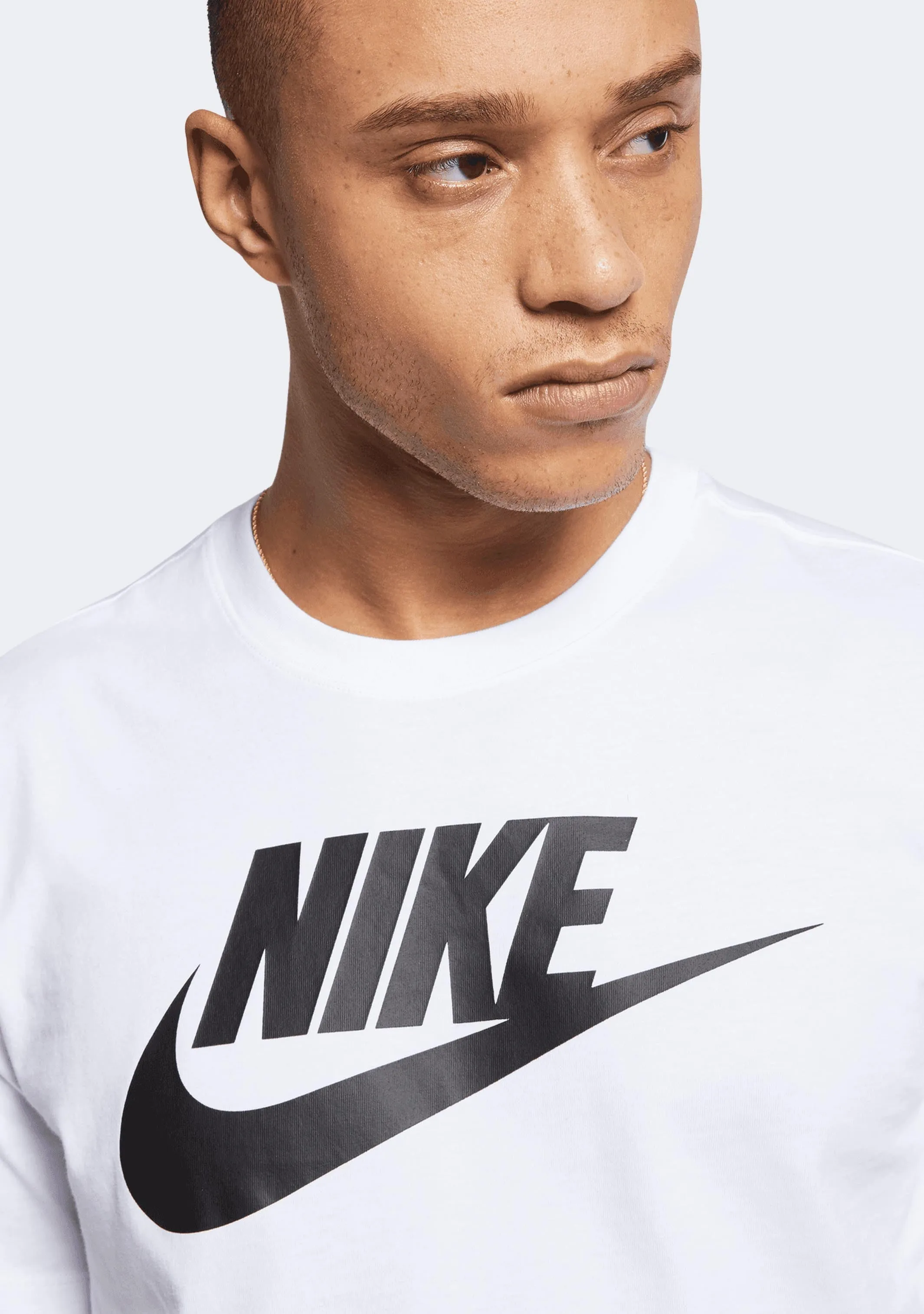 Nike Men's Sportswear Icon Futura Tee