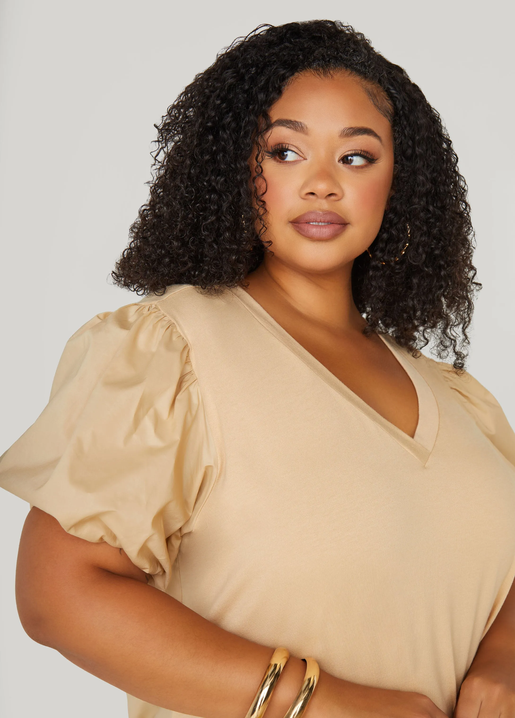 Puff Sleeve Paneled V Neck Tee