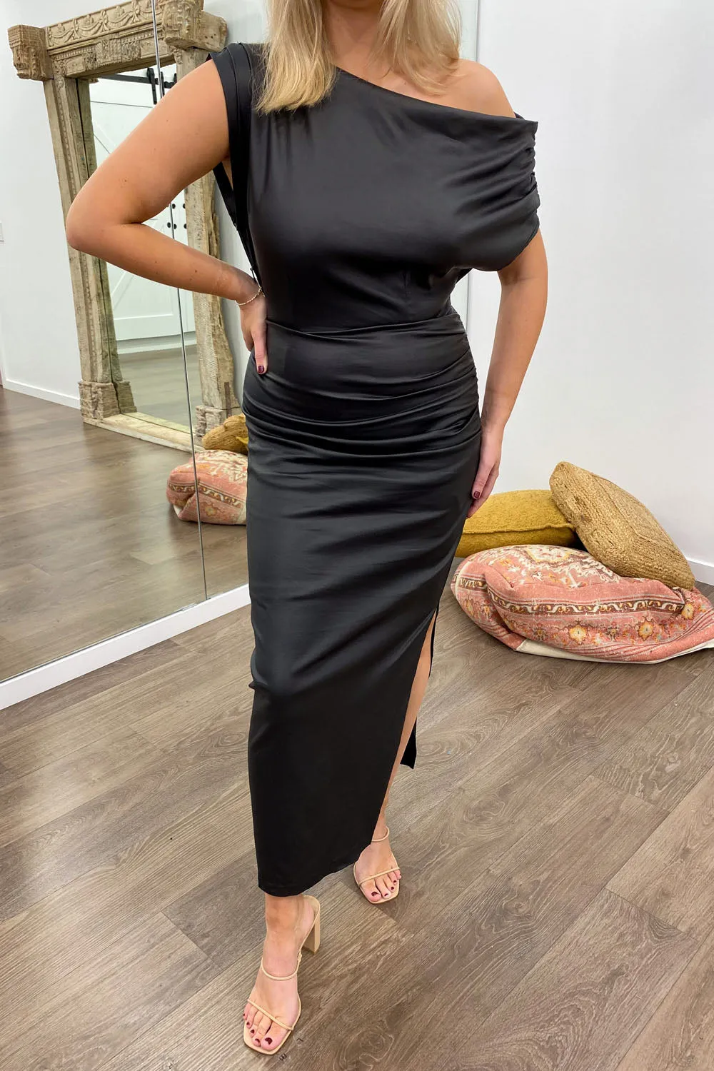 The Liquid Dress