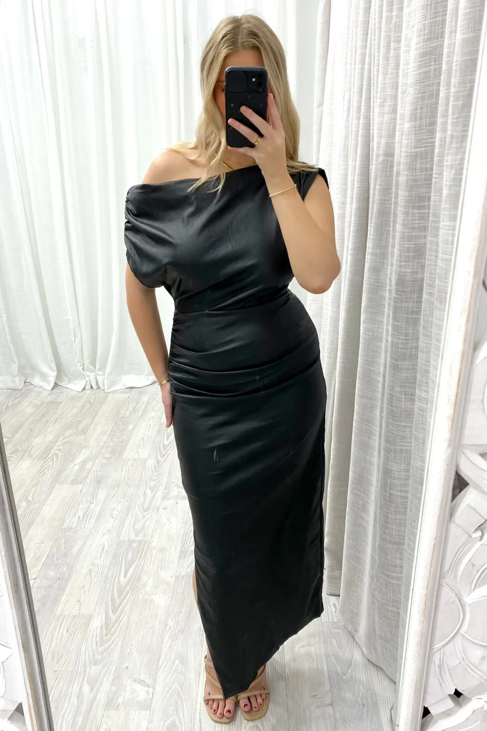 The Liquid Dress