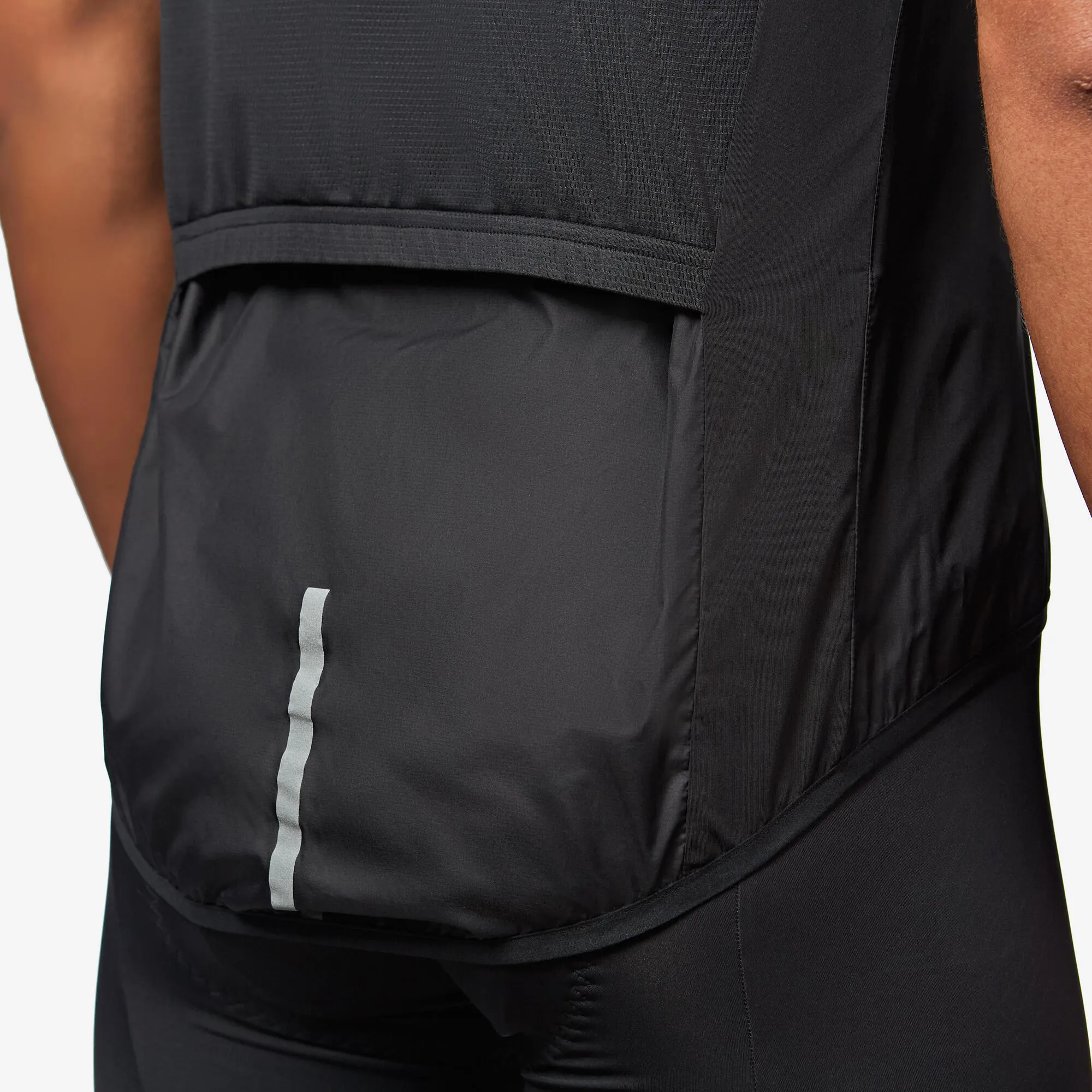 Van Rysel Men's Ultralight Cycling Wind Vest